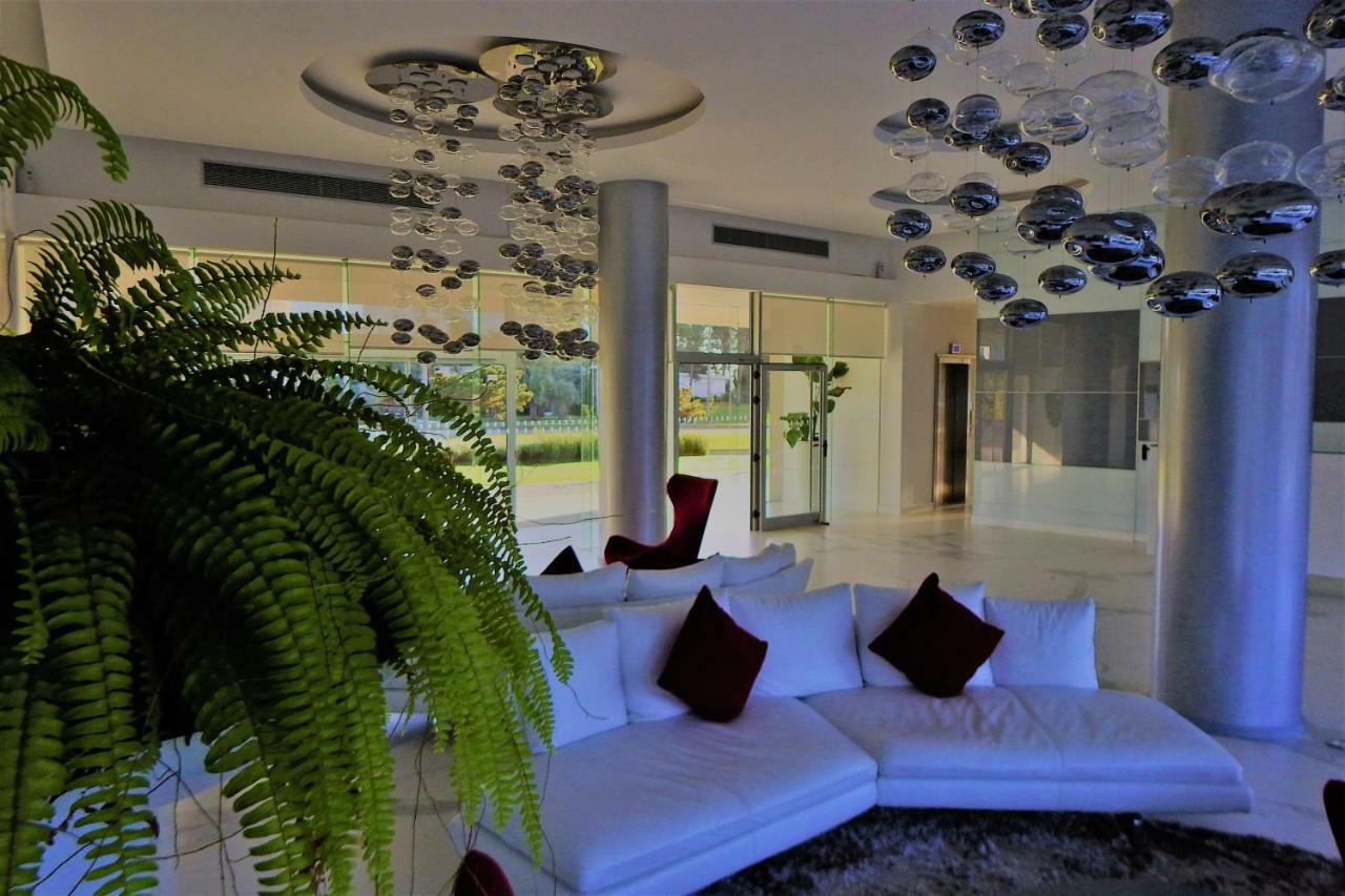 Alexander Boulevard Apartment ปุนตา เดล เอสเต ภายนอก รูปภาพ